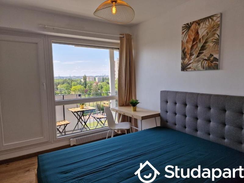 Chambre - 14 m² - 1 pièce