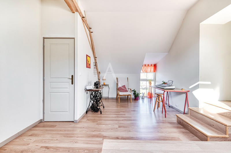 Maison - 175 m² - 8 pièces