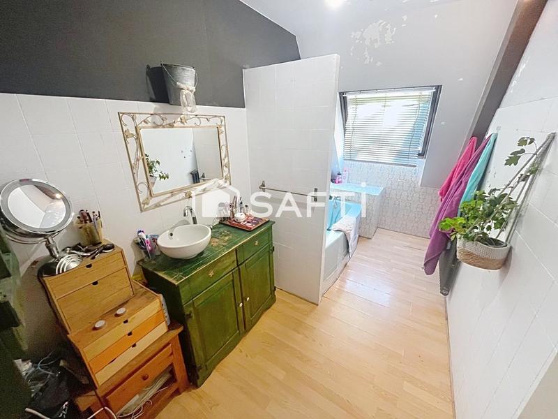 Maison - 188 m² - 7 pièces