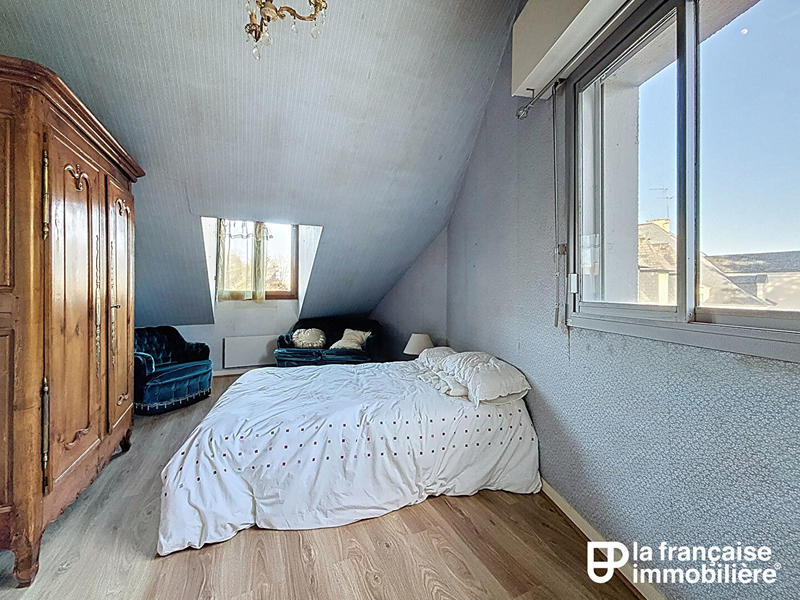 Maison - 155 m² - 8 pièces