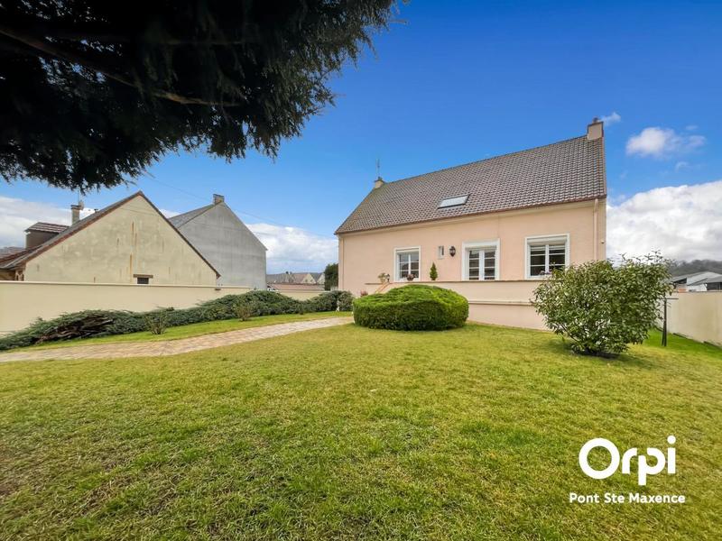 Maison - 160 m² - 6 pièces