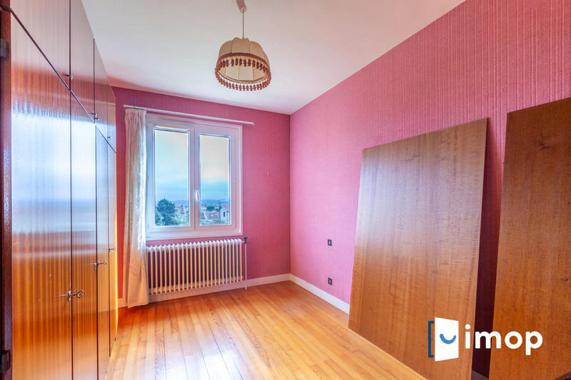 Maison - 89 m² - 5 pièces