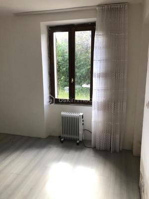 Maison traditionnelle - 100 m² - 4 pièces