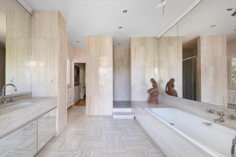 Villa - 270 m² - 7 pièces