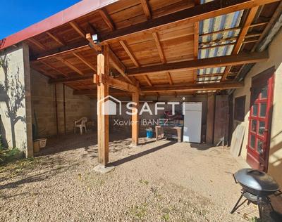 Maison - 234 m² - 9 pièces