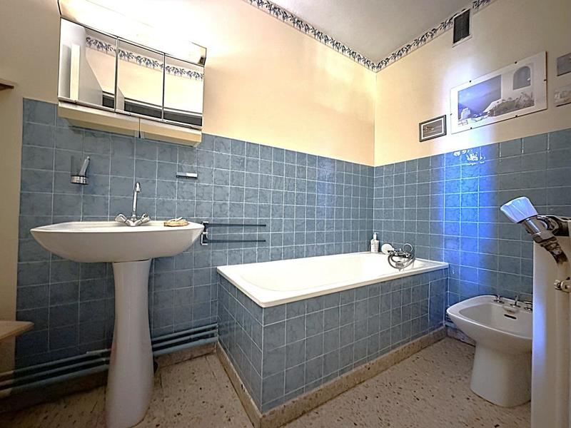 Appartement - 80 m² - 3 pièces