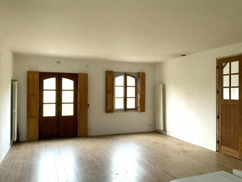 Maison - 260 m² - 6 pièces