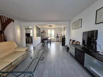 Maison - 88 m² - 5 pièces