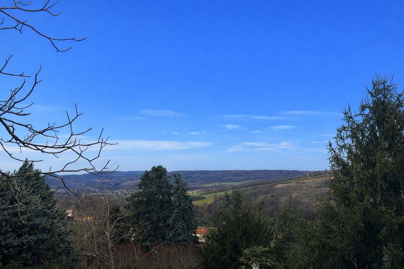 Terrain constructible - 1 556 m²