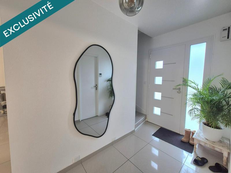 Maison - 110 m² - 5 pièces