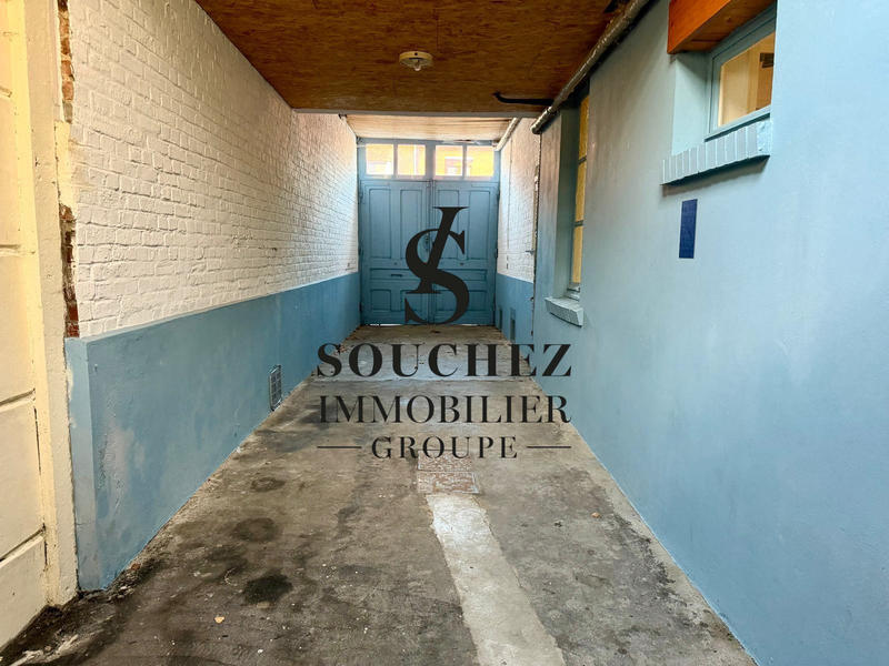 Maison - 250 m² - 8 pièces