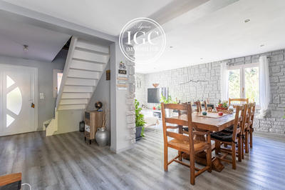 Maison - 101 m² - 5 pièces