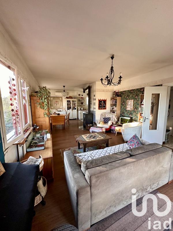 Maison - 186 m² - 8 pièces