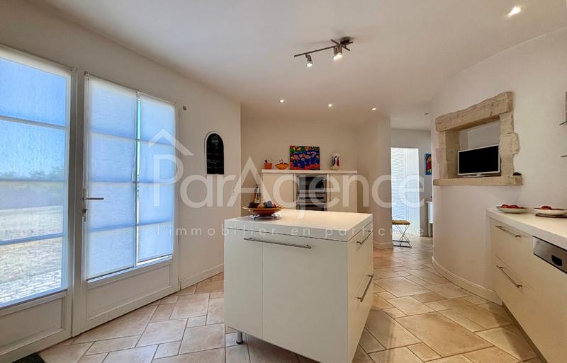 Maison - 204 m² - 5 pièces