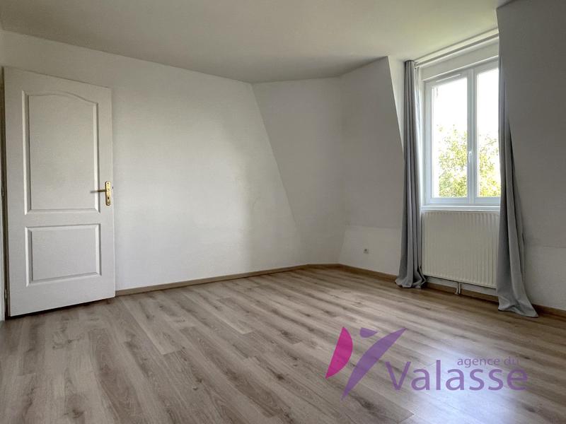 Appartement - 83 m² - 3 pièces