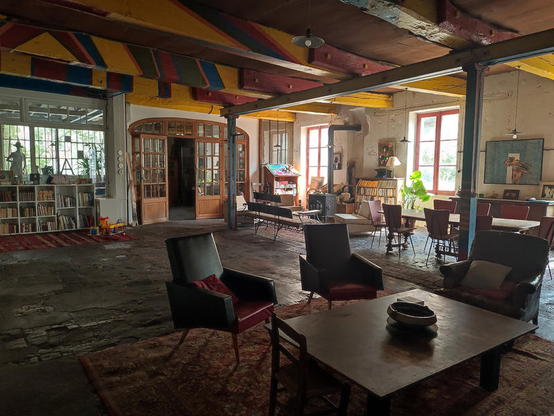 Loft - 800 m² - 10 pièces