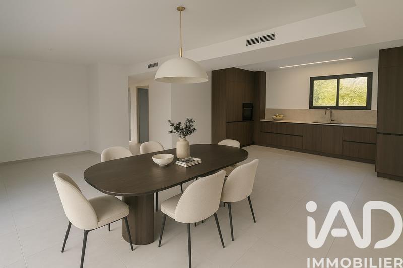 Maison - 108 m² - 5 pièces