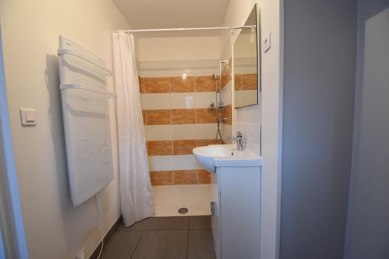 Immeuble - 196 m² - 10 pièces