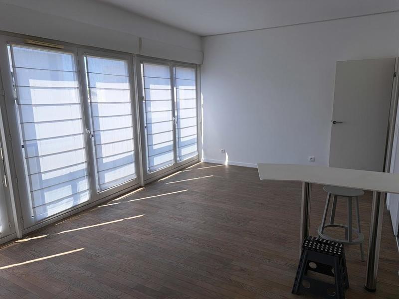 Studio - 36 m² - 1 pièce
