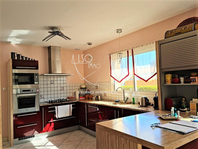 Villa - 207 m² - 6 pièces