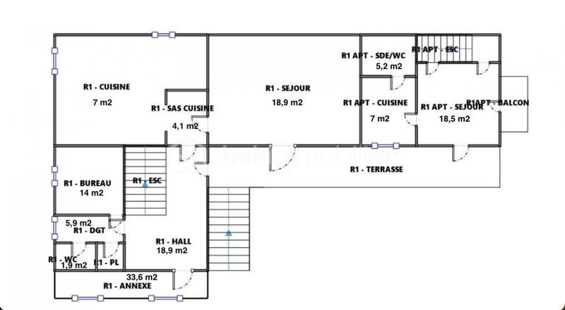 Maison en pierre - 256 m² - 9 pièces