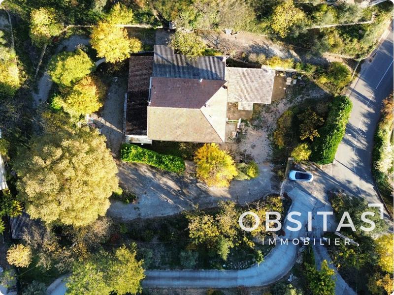 Maison - 263 m² - 13 pièces