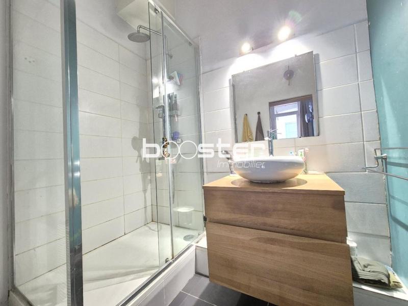 Appartement ancien - 60 m² - 3 pièces