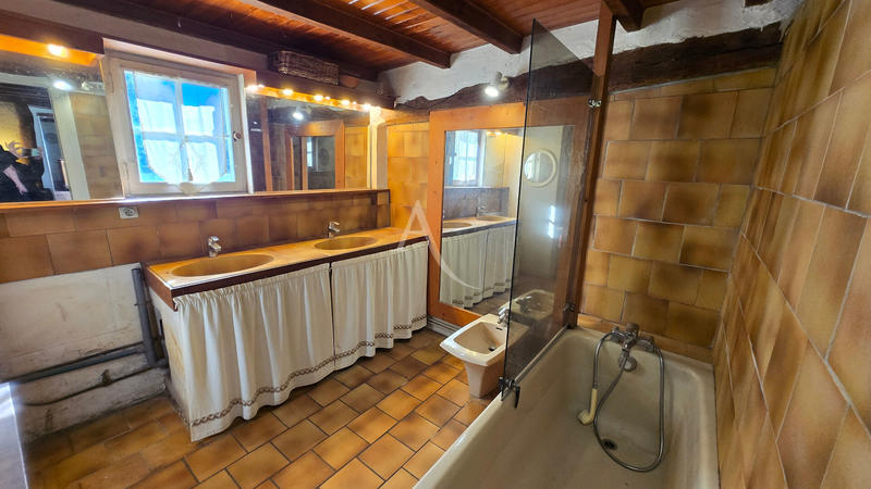 Maison - 175 m² - 5 pièces