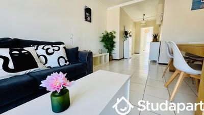 Chambre - 10 m² - 1 pièce