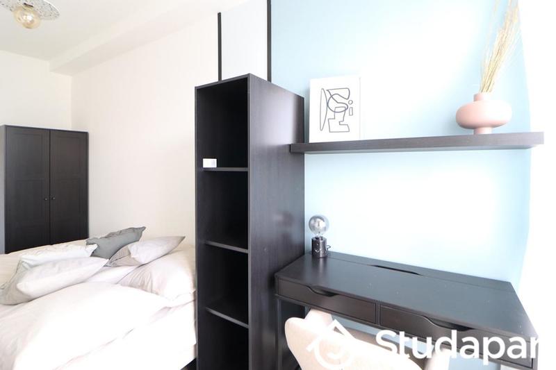 Chambre - 11 m² - 1 pièce