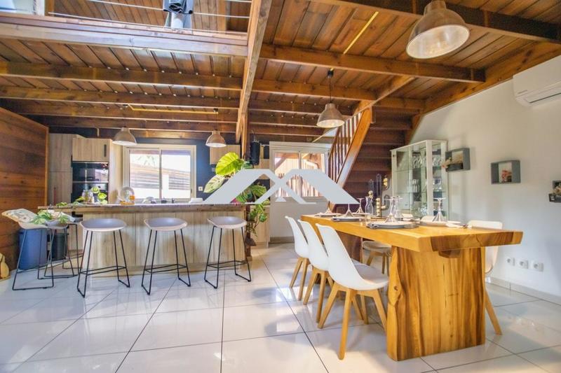 Villa - 104 m² - 4 pièces