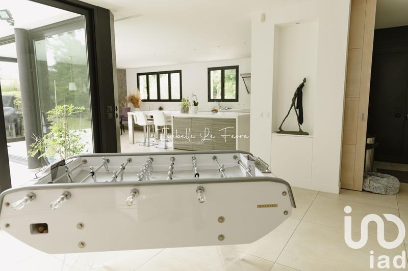 Maison de maîtres - 330 m² - 8 pièces