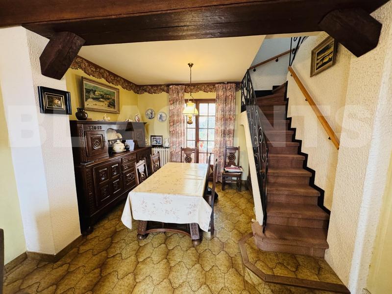 Maison - 98 m² - 6 pièces