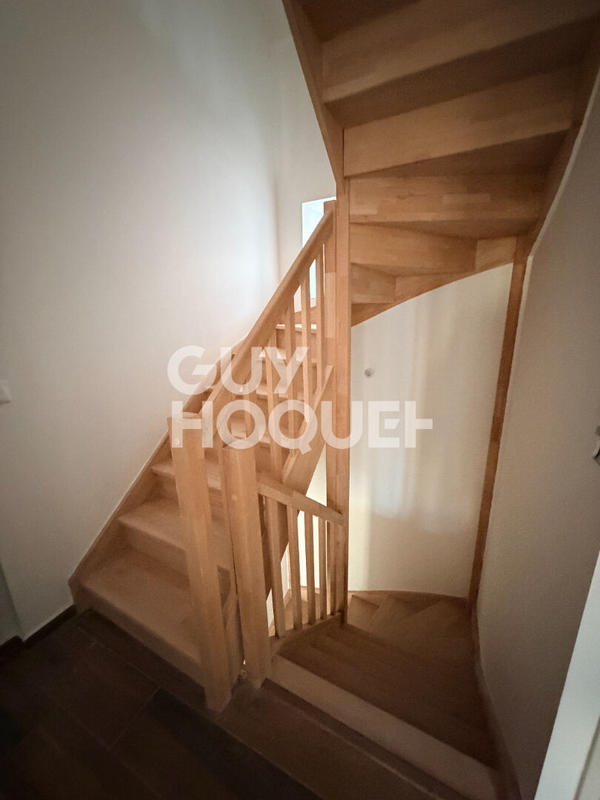 Appartement - 107 m² - 4 pièces