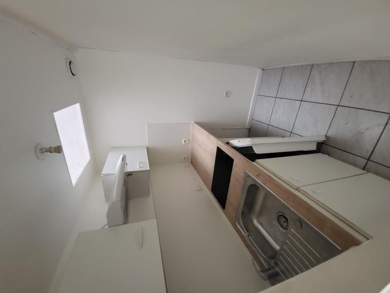 Studio - 24 m² - 1 pièce