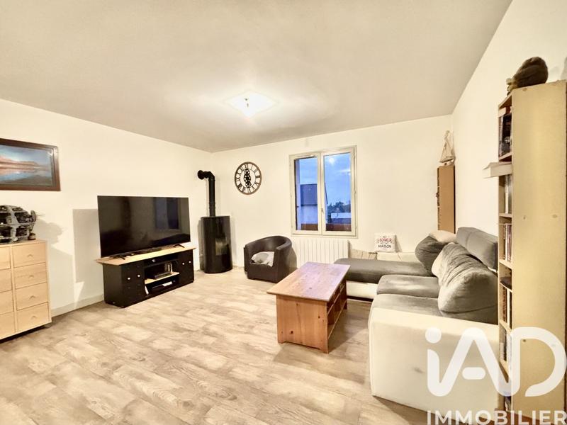 Maison - 200 m² - 7 pièces