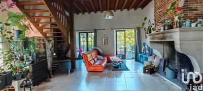 Maison - 348 m² - 10 pièces