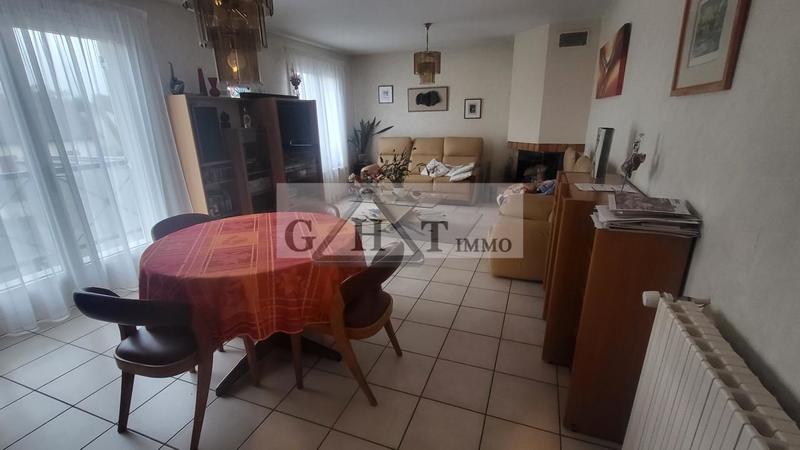 Local commercial - 255 m² - 3 pièces