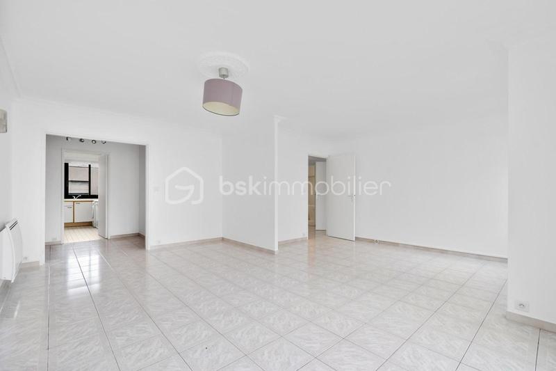 Appartement - 101 m² - 5 pièces