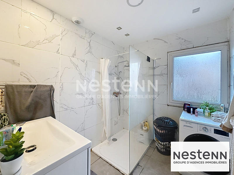 Maison - 918 m² - 5 pièces