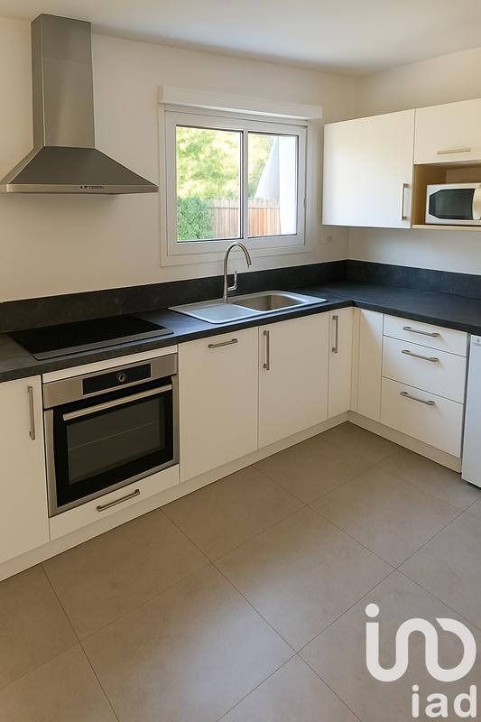 Maison - 92 m² - 4 pièces