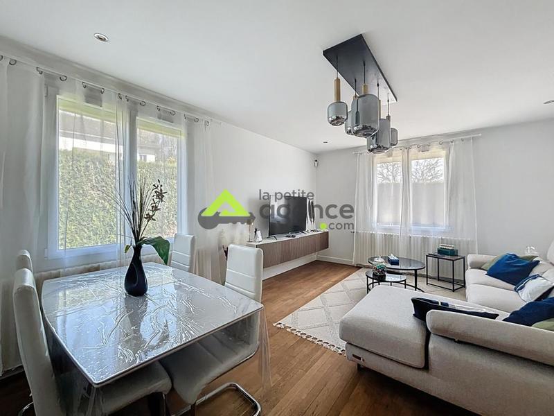 Maison - 105 m² - 4 pièces