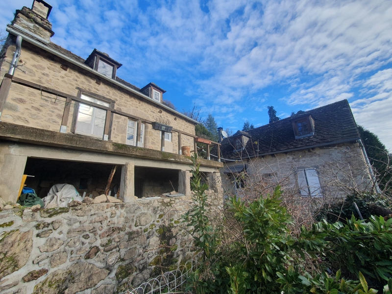 Maison de village - 100 m² - 6 pièces