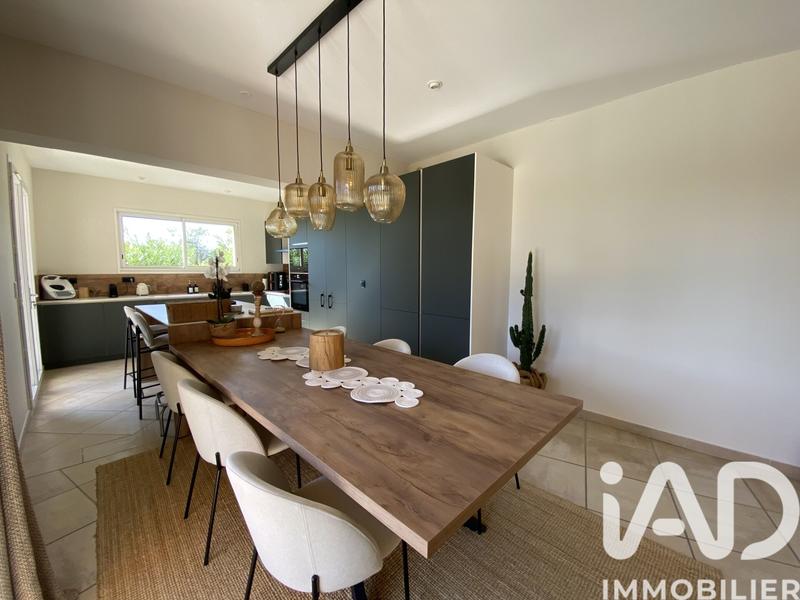 Maison - 158 m² - 6 pièces