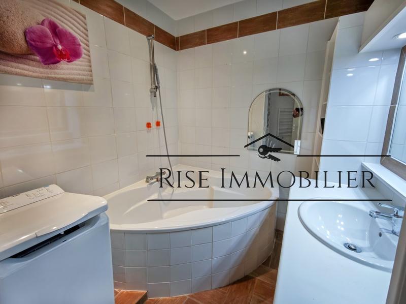 Appartement - 97 m² - 4 pièces