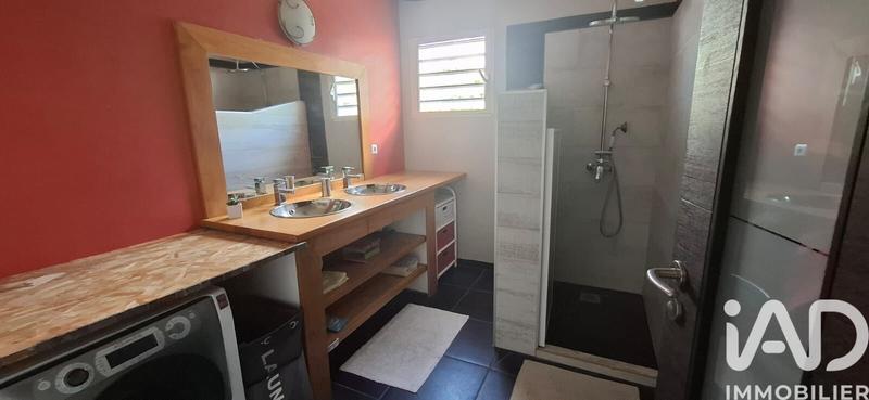 Maison - 200 m² - 7 pièces