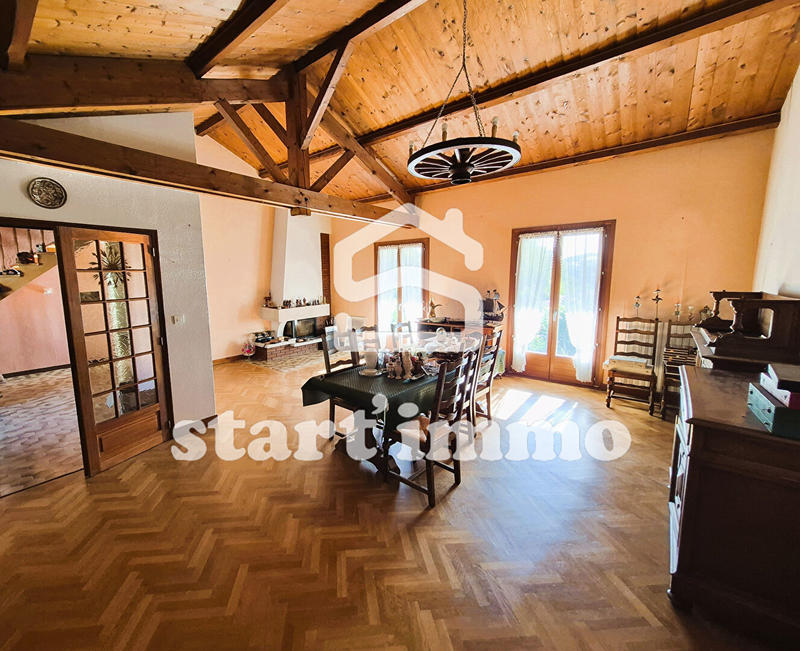 Maison - 138 m² - 5 pièces