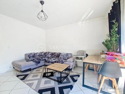 Appartement - 76 m² - 4 pièces