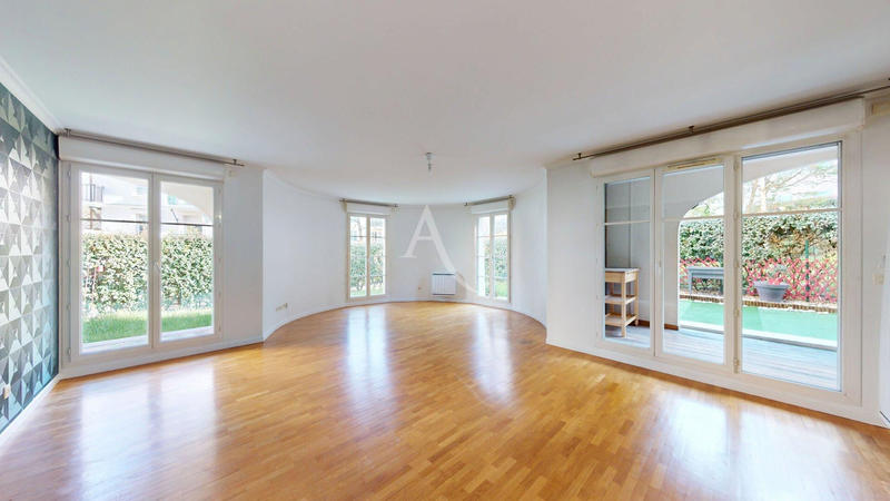 Appartement - 85 m² - 3 pièces