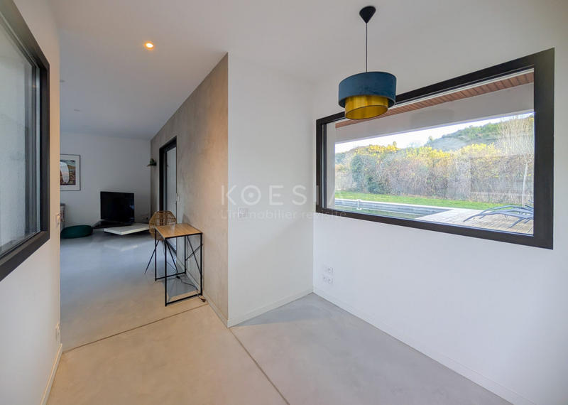 Maison - 111 m² - 5 pièces